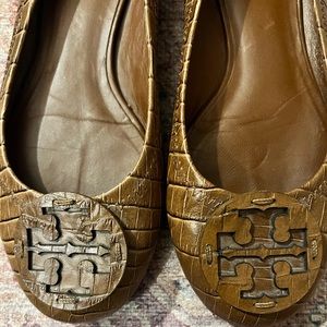 Tory Burch Reva Flat | Croc Brown | Size 7